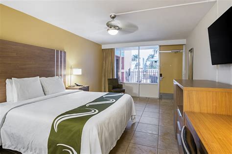 Park Sleep Fly Packages at Quality Inn & Suites Hollywood Fort ...