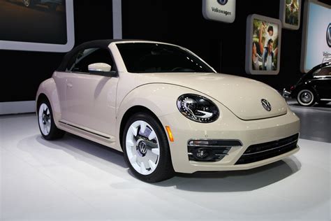 Volkswagen Beetle Final Edition First Look Autotrader