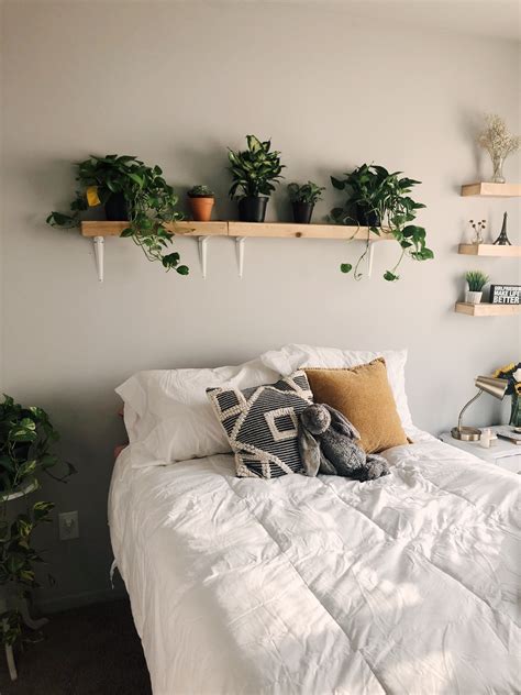 Small Bedroom Decor Ideas Pinterest Aesthetic Minimalist Plant