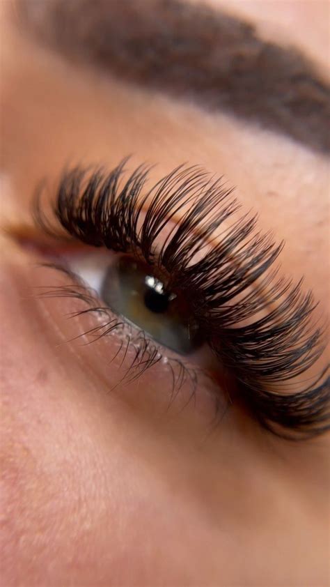 Pingl Par Louise Sur Lashes En