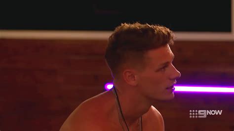 AusCAPS Callum Hole Nude In Love Island Australia