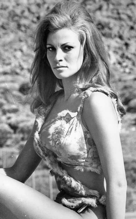 Raquel Welch One Million Years B C 1966 Tumbex