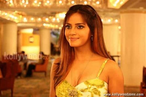 Hot Sexy Neetu Chandra Photos 11 208430 Kollywood Zone