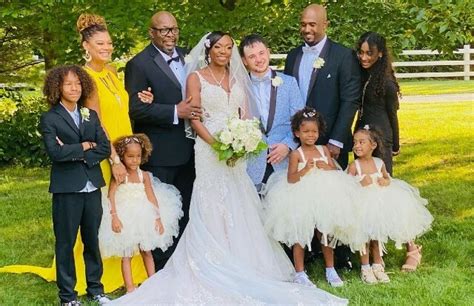 Bobby Brown's Daughter Gets Married | Flow & Style Celebrity Forum