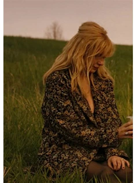 Kelly Reilly Beth Dutton Floral Blazer Yellowstone S05 Floral Jacket