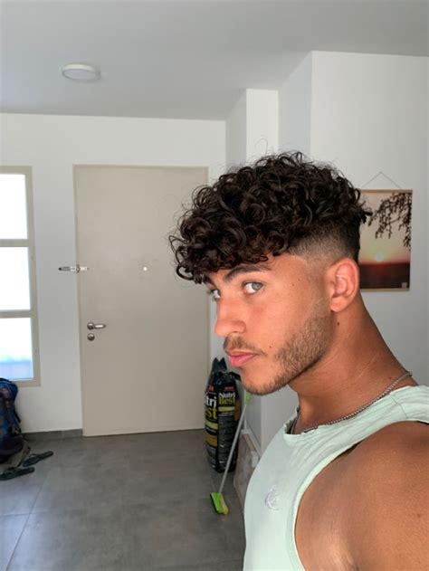 Hair Style Curly Hair Men Men Haircut Curly Hair Fade Haircut Curly