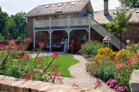 Rotary Botanical Gardens - Hort Blog: Genesis of The English Cottage Garden