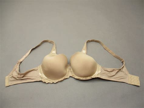 D Wacoal Womens Nude Basic Benefits Underwire Lined Gem