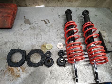 Замена задних амортизаторов и пружин. — Toyota Corolla (120), 1,8 л ...