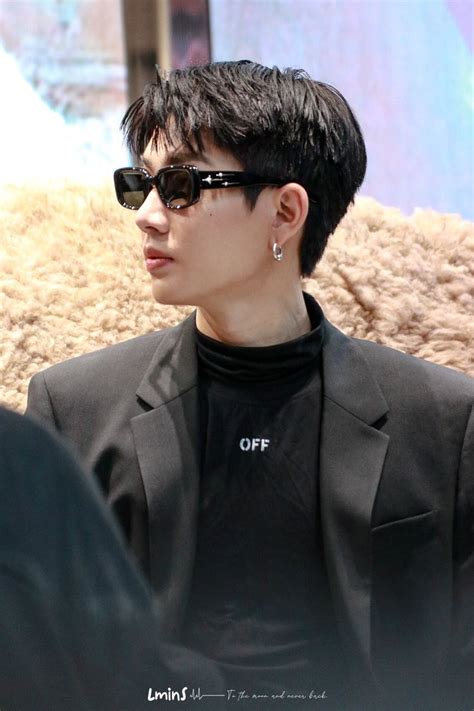 𝖮𝖿𝖿 Jumpol GentleMonsterTH Cute asian guys Cute gay couples Actors