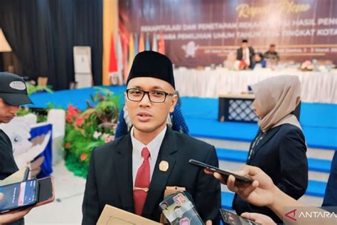 Rapat Pleno Kpu Tanjungpinang Ricuh Caleg Pdip Mengamuk Ini Yang Terjadi