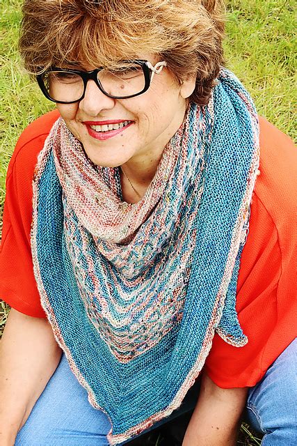 Ravelry Trellis Shawl Pattern By Knitting Expat Designs