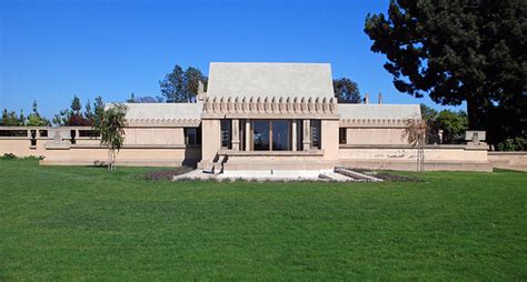 Hollyhock House, Los Angeles | Eyeflare.com