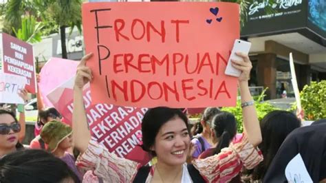 Pawai Perempuan Serukan Hapus Kekerasan Dan Diskriminasi Di Indonesia