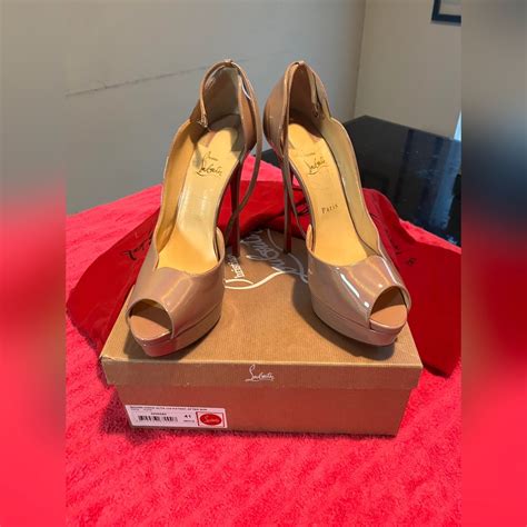 Christian Louboutin Round Chick Alta Nude Patent Gem