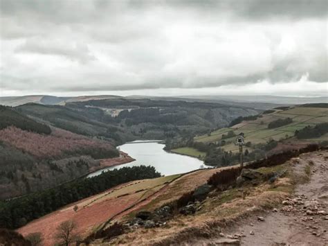 Derwent Edge Walk Guide With Map She Walks In England