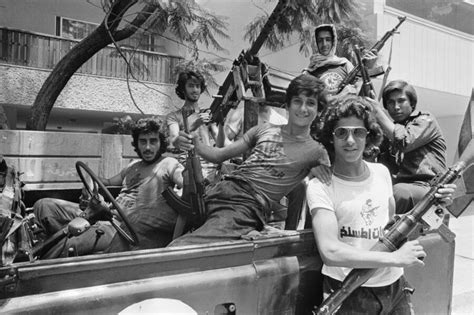 Inside The Lebanese Civil War In 33 Tragic Photos