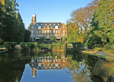 Kasteel De Hooge Vuursche In Baarn Hotel De