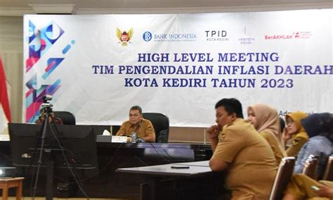 Pj Wali Kota Kediri Beri Arahan Pengendalian Inflasi Pada HLM TPID