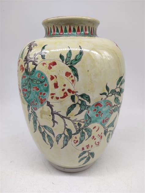 Vase Famille Verte Porcelain Peaches Auction Online Catawiki