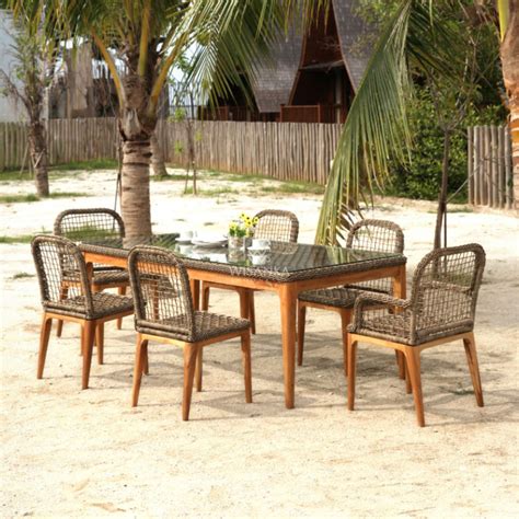 Tropical Dining Set - Outdoor Rattan Patio Furniture - Garden Furniture