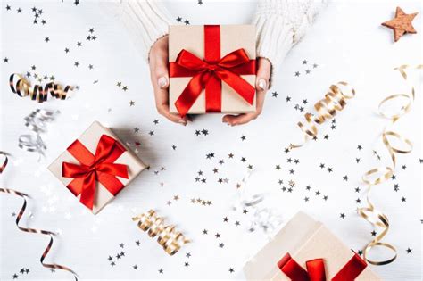 How To Choose A Sex Toy Gift For That Super Special Someone Kinkly Straight Up Sex Talk With