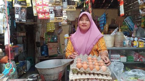 Harga Telur Meroket Pedagang Telur Di Blora Sebut Permintaan Menurun