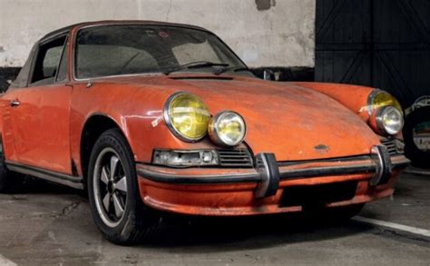 Signal Orange Project: 1971 Porsche 911 S Targa | Barn Finds