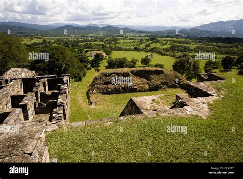 Maya Ruins Tonina Chiapas Mexico Stock Photo Alamy