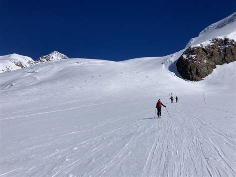 Vincent Piramide Da Indren Sci Alpinismo Pellata A Gressoney La