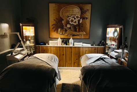 Gallery Deluxe Day Spa Salon And Waxing