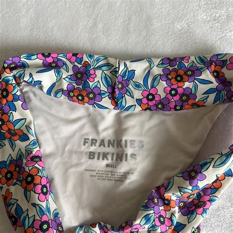 Frankies Bikini Set In Flower Farm Both Size Small Depop