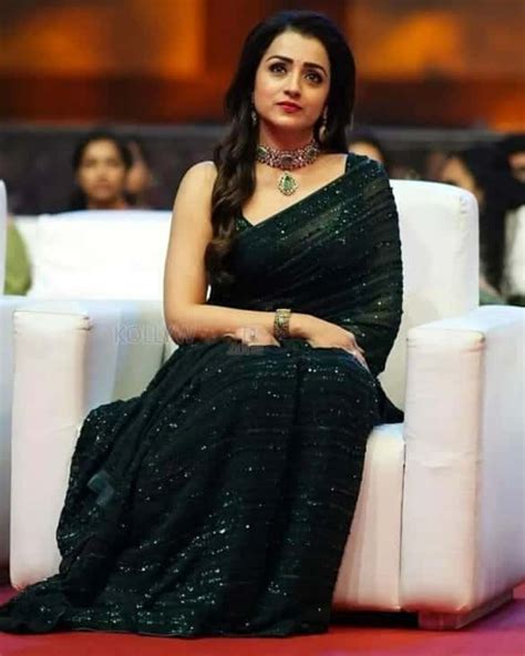 Ponniyin Selvan II Kundavai Ilaiya Piratti Trisha Krishnan Sexy