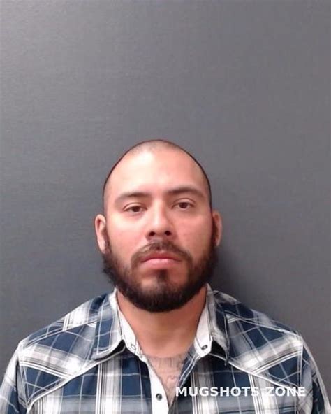 PEREZ LUIS ALBERTO 10 12 2022 Comal County Mugshots Zone