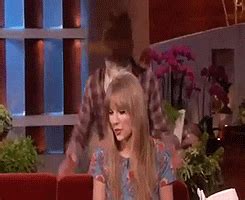 Taylor Swift Ellen Scares GIF - Find & Share on GIPHY