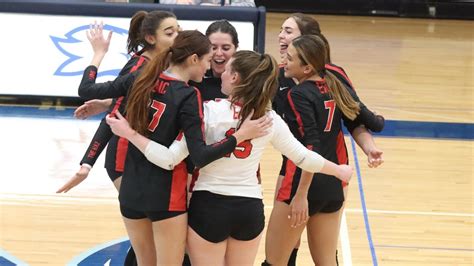 Womens Volleyball Scores First Win Over Roger Williams Since 2006