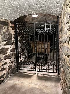 Biltmore Estate Who Owns It The Secret Rooms Reveal All