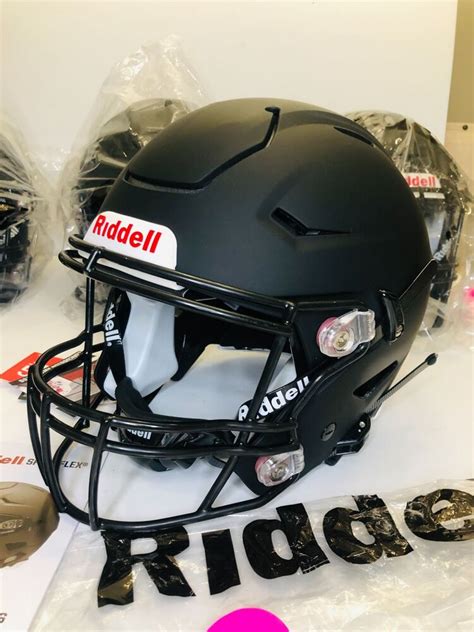 Adult Medium Riddell Speedflex Black Matte Helmet Brand New With Tags