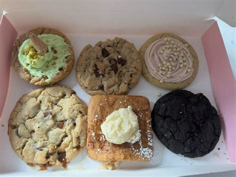 Reviewing The Crumbl Cookie Special Flavors Of The Week