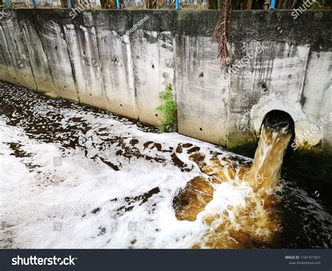 canal overflow images stock  vectors shutterstock