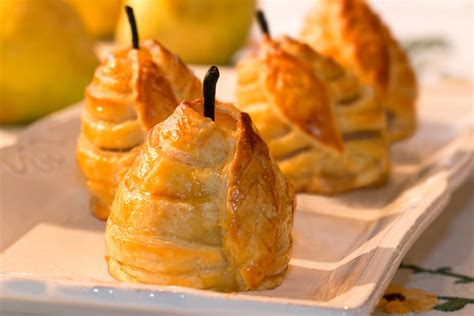 Douillons bressans aux poires farcis à la Crème de Bresse AOP aux