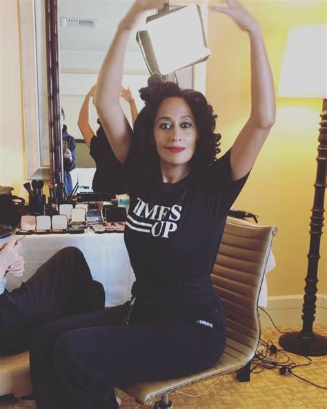 Golden Globes 2018 Best Selfies Of Celebs Getting Ready Allure