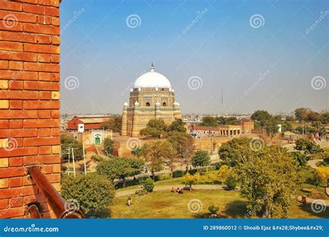 Tomb Of Hazrat Shah Rukn E Alam Multan Stock Photo Image Of Multan