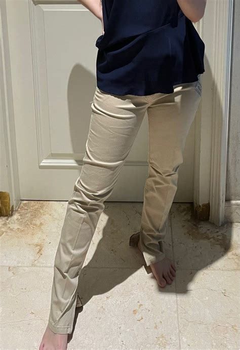 Guess Nude Khaki Beige Denim Pants Slim Fesyen Wanita Pakaian Wanita Bawahan Di Carousell