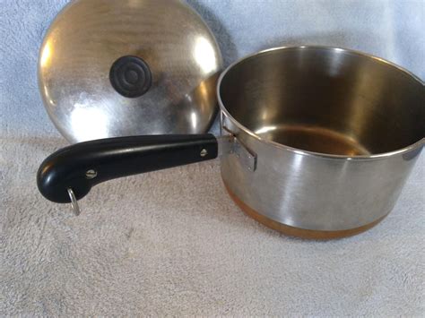 Rare Vintage Quart Revereware Pan Bakelite Handle Revere Ware