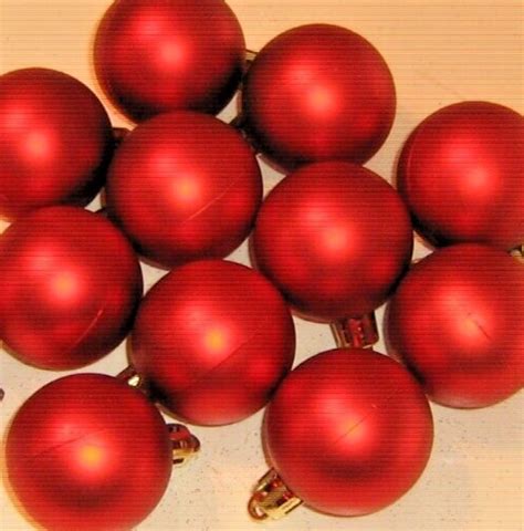 Red Christmas Balls Ornaments Decorations 40mm 15 Non Shatter Satin