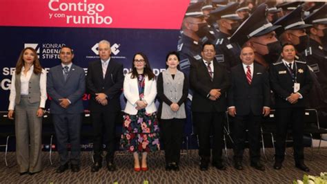 El Presidente Municipal Eduardo Rivera Inauguro El 1er Seminario