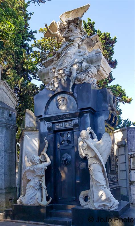 Buenos Aires Argentina This Is The Mausoleum Of Sta Flickr