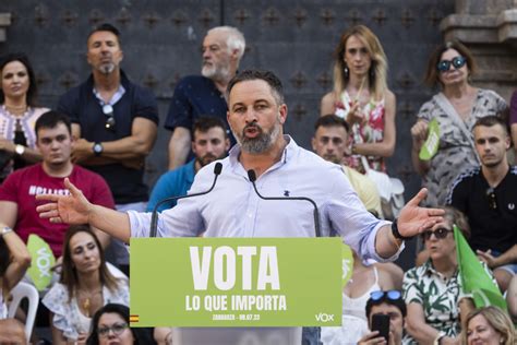 En Imágenes Santiago Abascal Vox En Un Mitin En Zaragoza Imágenes