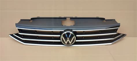 VW PASSAT B8 LIFT 19 CHROM ATRAPA GRILL RADAR 3G0853651AQ za 828 zł z